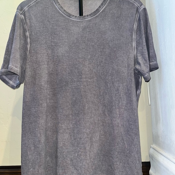 Mens Lululemon Tshirt Dark Grey No Tag Size M Lenght 71” - Picture 5 of 5